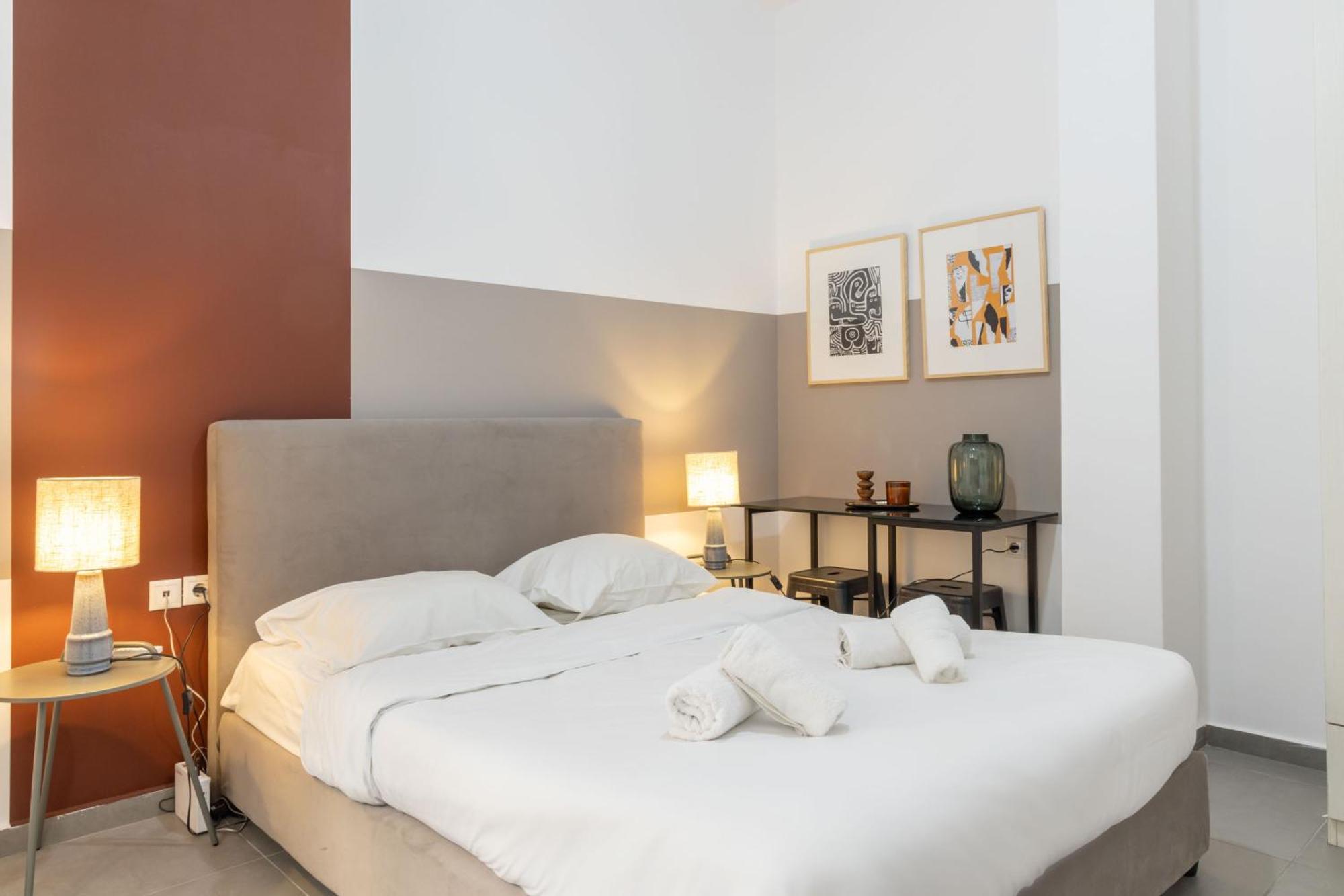 Renovated 5 Bdr House Near Acropolis - New Beds, Terrace & Green Yard Athén Kültér fotó